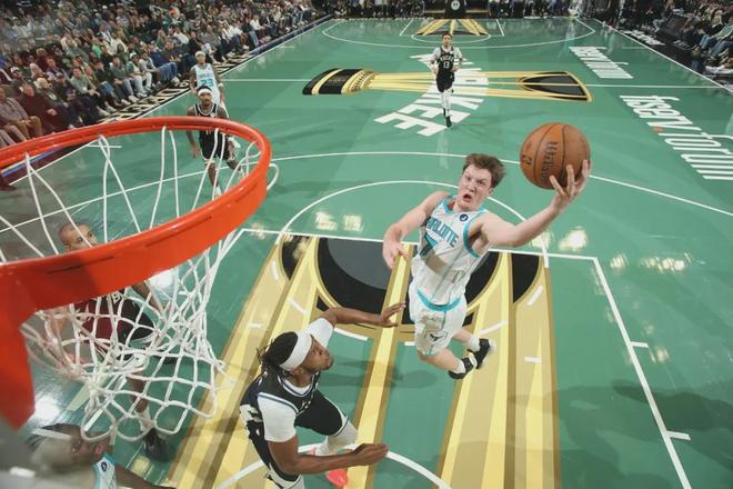 最佳新秀候选!2028美国男篮有他一个位置