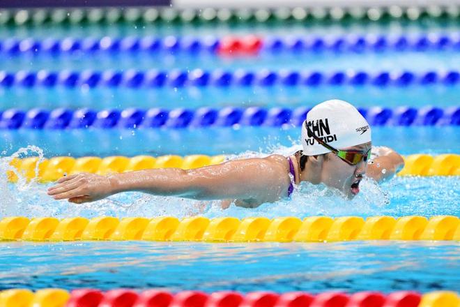 13岁于子迪夺女子200米蝶泳冠军，2分05秒08刷新亚运会纪录