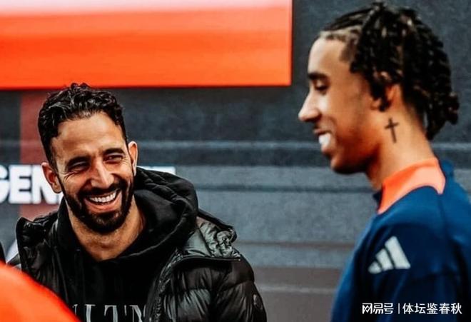 曼联两名旧将成AC米兰目标，阿